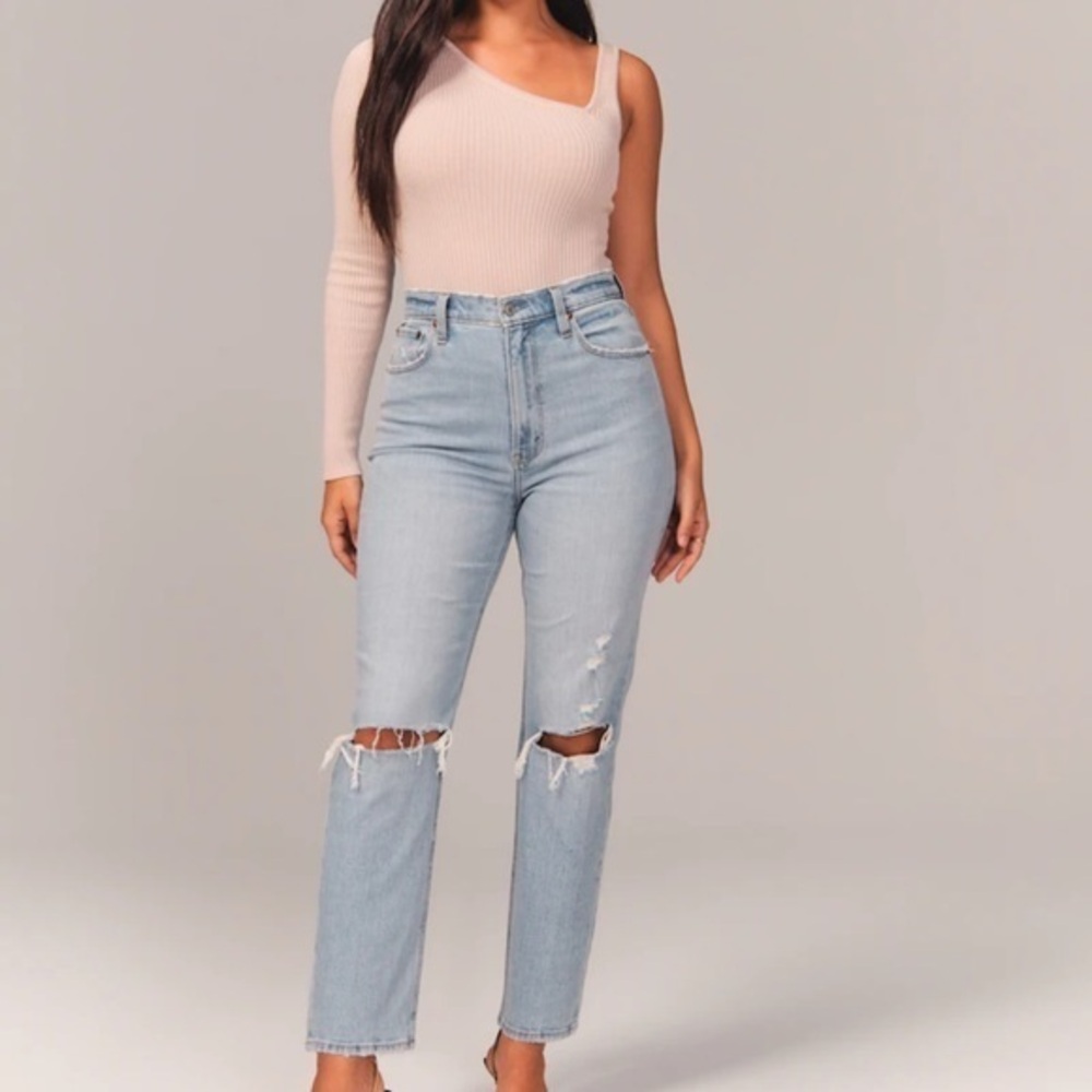 Curve Love Ultra High Rise Ankle Straight Jean